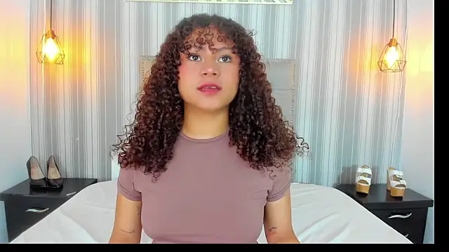 Sofiapassionne online show from 07/08/26, 01:59