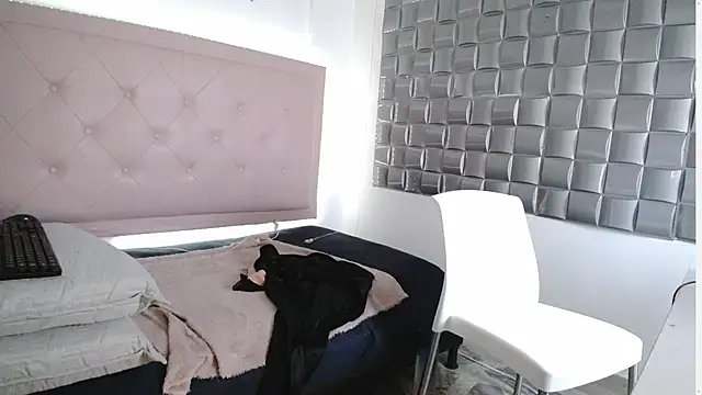 Dulce  Lovee online show from 10/07/25, 11:29