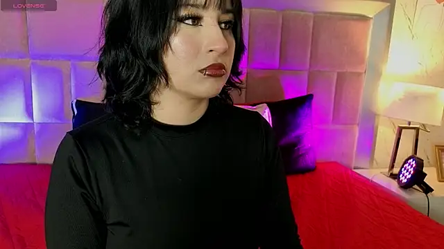 Snapshot of RobinBennett chatting on 07/10/26, 03:55 RobinBennett online show from 07/10/26, 03:55