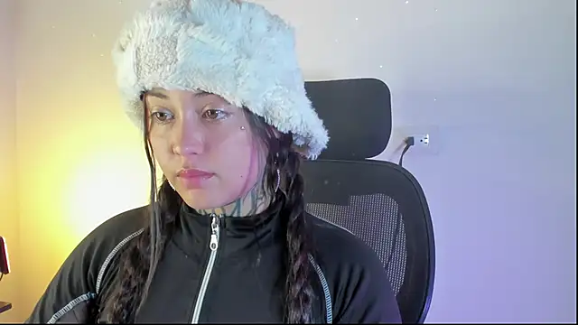 SofiaBermudez online show from 10/16/25, 11:28