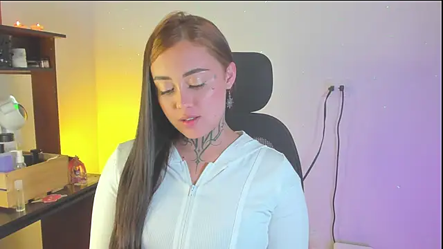 SofiaBermudez online show from 11/05/25, 12:54