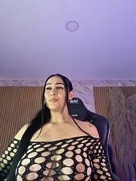 ashly moonn online show from 10/27/25, 06:56