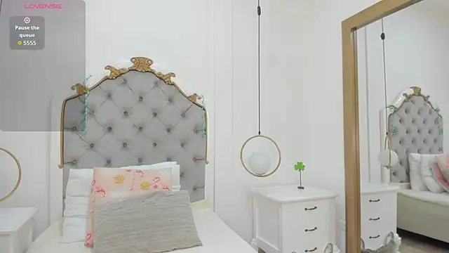 Skylerwhite02 online show from 03/17/26, 03:44