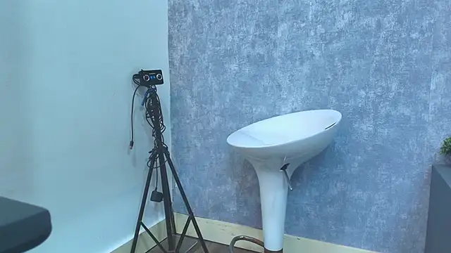 kissme luna online show from 09/14/25, 07:57