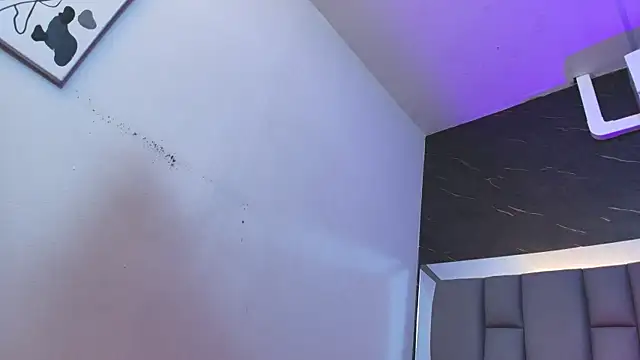 kissme luna online show from 10/06/25, 07:22