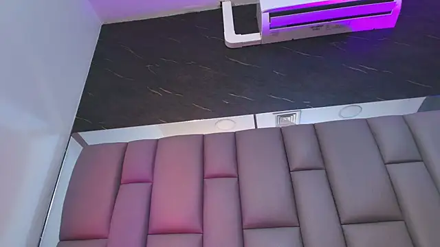 kissme luna online show from 11/26/25, 07:26