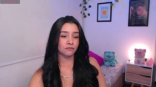 Snapshot of MarilynWhite_ chatting on 10/10/25, 12:31 MarilynWhite online show from 10/10/25, 12:31