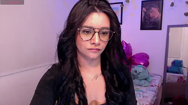 Snapshot of MarilynWhite_ chatting on 10/11/25, 08:40 MarilynWhite online show from 10/11/25, 08:40