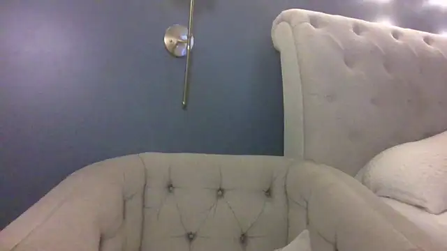 hothousewife33 online show from 09/28/25, 03:12