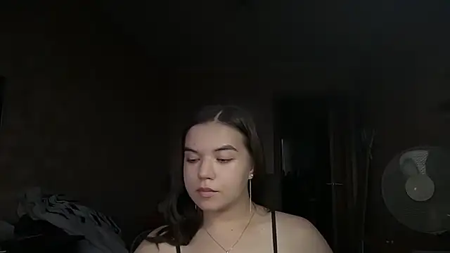 Miriva online show from 07/15/26, 04:23