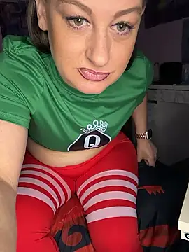 Snapshot of shortywidaphatty chatting on 01/08/26, 11:01 shortywidaphatty online show from 01/08/26, 11:01