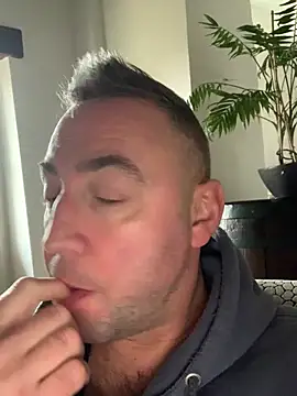 Marronglace1 online show from 02/18/26, 09:38