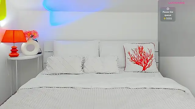 LexiePat online show from 02/04/26, 01:17