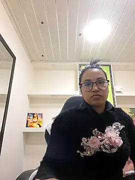 Snapshot of susan_mooree chatting on 10/01/25, 07:09 susan mooree online show from 10/01/25, 07:09