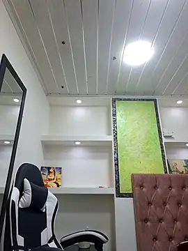 Snapshot of susan_mooree chatting on 10/02/25, 08:16 susan mooree online show from 10/02/25, 08:16