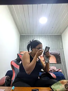 Snapshot of susan_mooree chatting on 12/02/25, 09:10 susan mooree online show from 12/02/25, 09:10