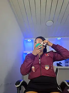 Snapshot of susan_mooree chatting on 02/03/26, 08:47 susan mooree online show from 02/03/26, 08:47