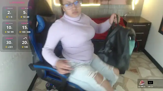 Snapshot of susan_mooree chatting on 02/05/26, 08:35 susan mooree online show from 02/05/26, 08:35