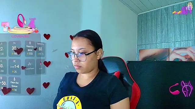 Snapshot of susan_mooree chatting on 02/25/26, 08:18 susan mooree online show from 02/25/26, 08:18