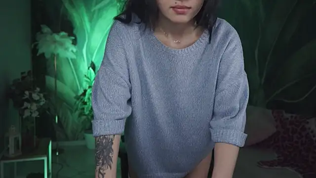 MonicaFarmer online show from 04/22/26, 11:39