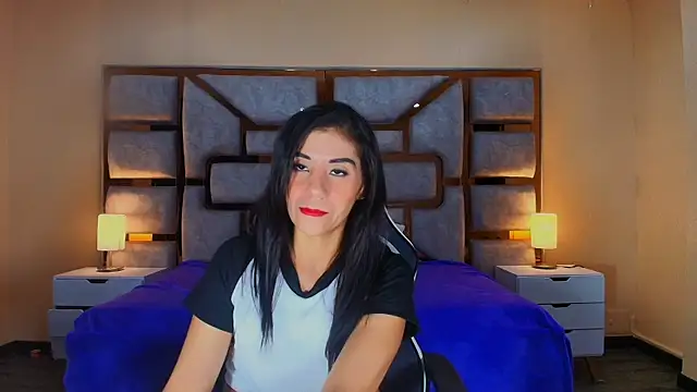 Snapshot of ANABELL_BROWN chatting on 05/19/26, 01:28 ANABELL BROWN online show from 05/19/26, 01:28