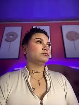 Megaan  More online show from 11/10/25, 02:43