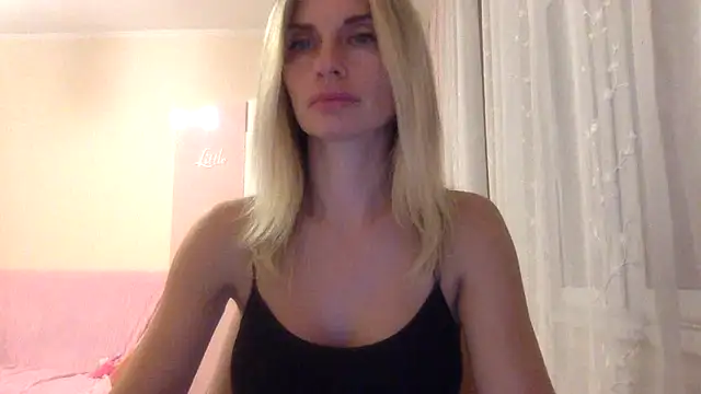 KarelliaStar online show from 09/28/25, 05:29