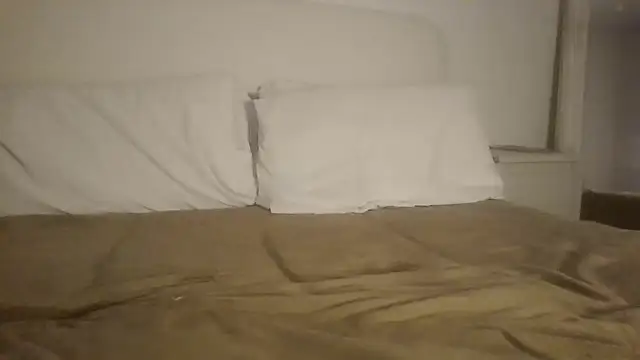 Snapshot of RenRoseXXX chatting on 11/07/25, 11:16 RenRoseXXX online show from 11/07/25, 11:16