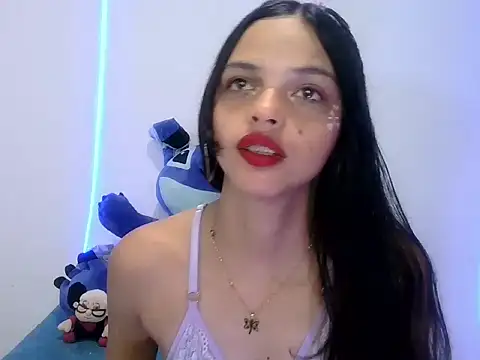 Snapshot of lucy_babyy chatting on 09/23/25, 04:43 lucy babyy online show from 09/23/25, 04:43