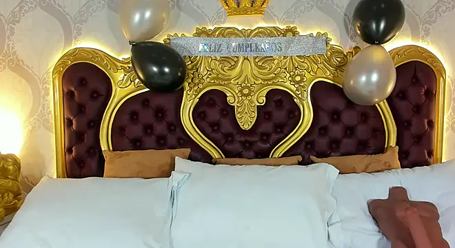 AlisonBeckerr  online show from 11/15/25, 05:31