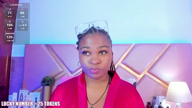 SophieSinclair online show from 03/05/26, 12:23