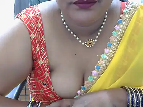 Snapshot of Nisha-telugu chatting on 05/20/26, 05:08 Nisha-telugu online show from 05/20/26, 05:08