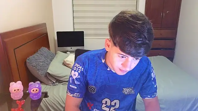 Snapshot of tightncuteass chatting on 09/28/25, 11:10 tightncuteass online show from 09/28/25, 11:10