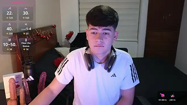 Snapshot of tightncuteass chatting on 11/30/25, 12:36 tightncuteass online show from 11/30/25, 12:36