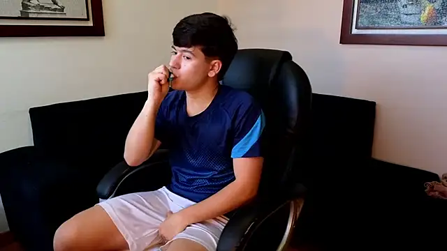 tightncuteass online show from 04/06/26, 09:38