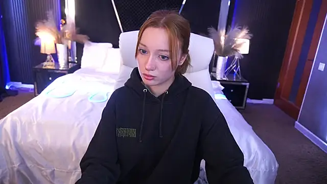 FoxyMayy online show from 10/07/25, 12:46