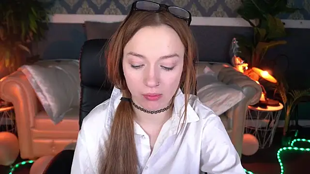 FoxyMayy online show from 03/16/26, 05:44