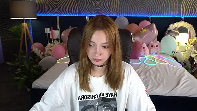 FoxyMayy online show from 07/15/26, 05:45