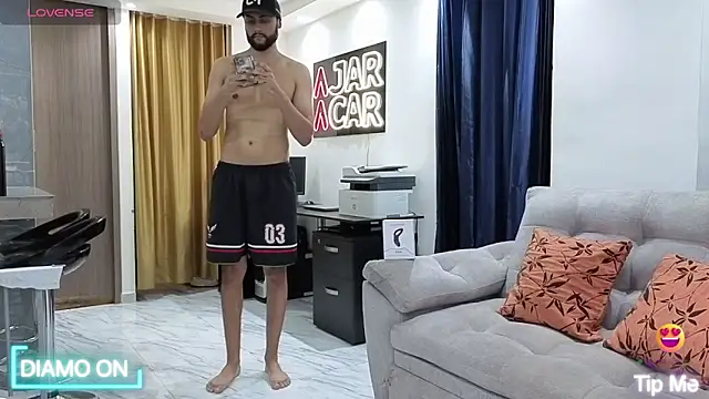 Thomas redcol online show from 09/24/25, 07:39