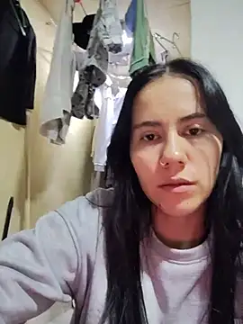 Snapshot of valen-sexx chatting on 07/10/26, 11:29 valen-sexx online show from 07/10/26, 11:29