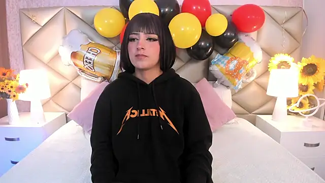 Adara  carter  online show from 09/28/25, 12:54