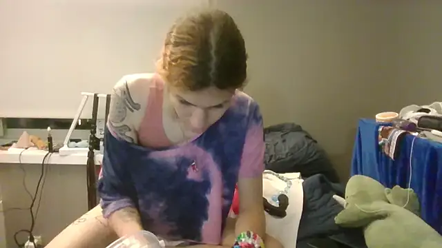 cuddlyavenue online show from 10/11/25, 01:05