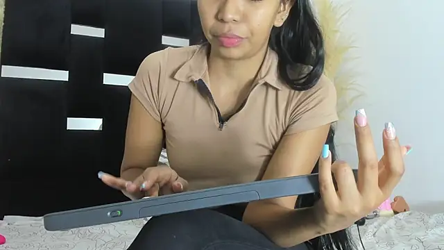 Maeve6721 online show from 10/18/25, 10:49