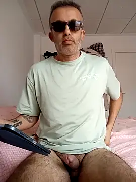 EmilioTaladdro online show from 04/25/26, 11:57