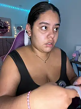 Anabelle 00  online show from 04/17/26, 03:09