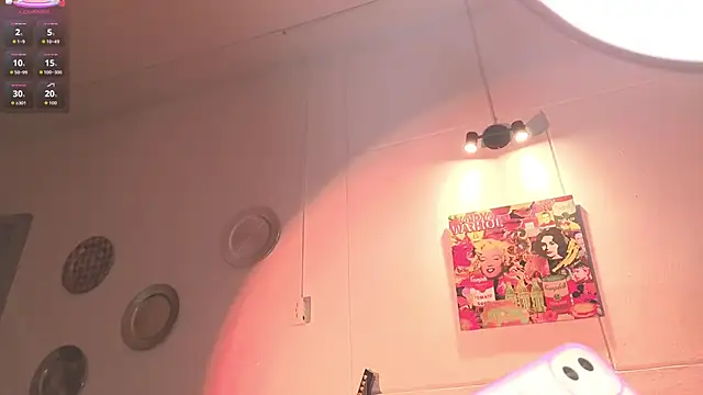 ashlynnlowe  online show from 09/26/25, 07:51