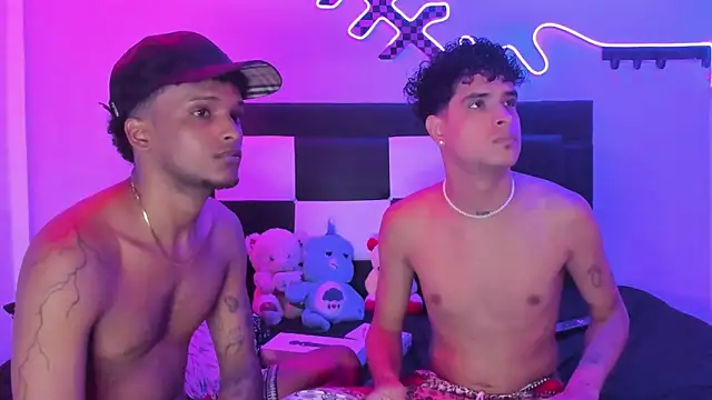Lucky boys  X online show from 05/22/26, 01:28