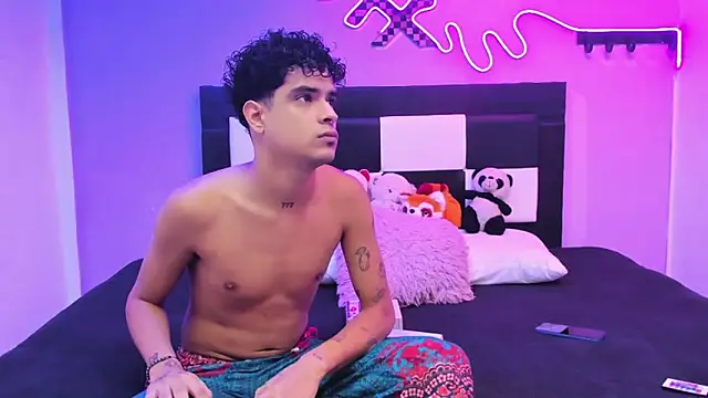 Lucky boys  X online show from 05/28/26, 01:08