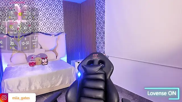 Miagates tay online show from 11/27/25, 03:52