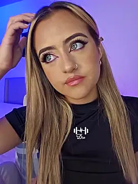 MaryMoon  online show from 09/18/25, 01:40